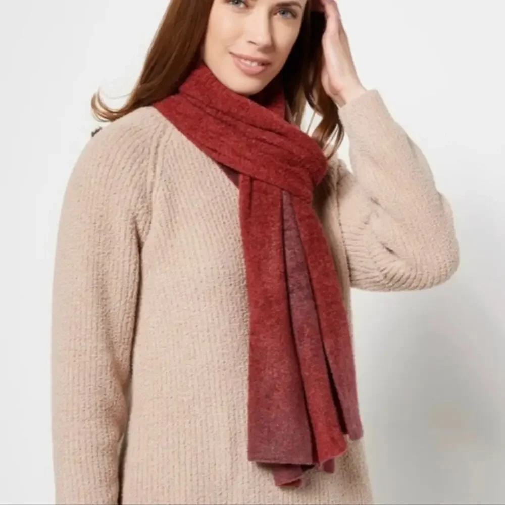 Barefoot Dreams CozyChic Lite Crimson Confetti Beanie & Scarf Set NWT